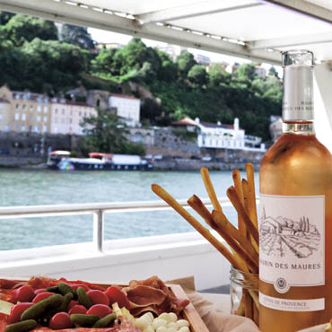 offir bateau vaporetto